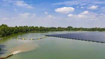 Drijvend zonnepark de Uivermeertjes