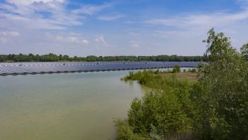 Drijvend zonnepark de Uivermeertjes