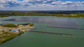 Drijvend zonnepark de Uivermeertjes