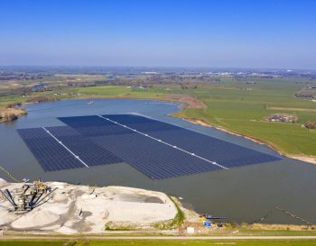 Zonnepark op het water